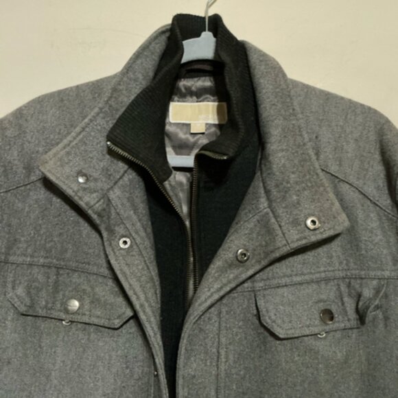 Michael Kors - Picture 3 of 3